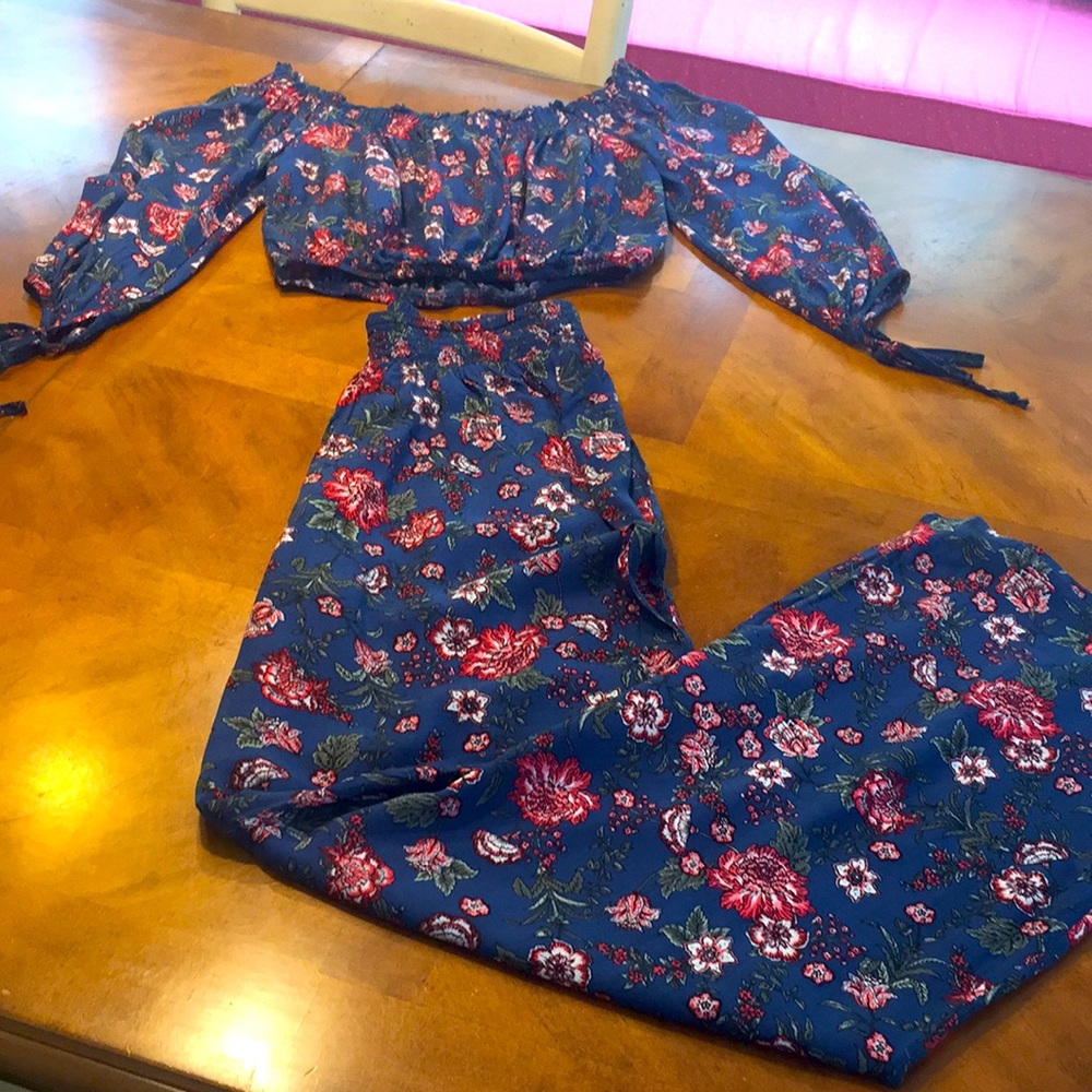 Two piece pants set